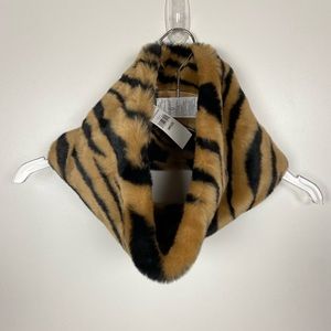 Banana Republic Faux Fur Circle Scarf NWT